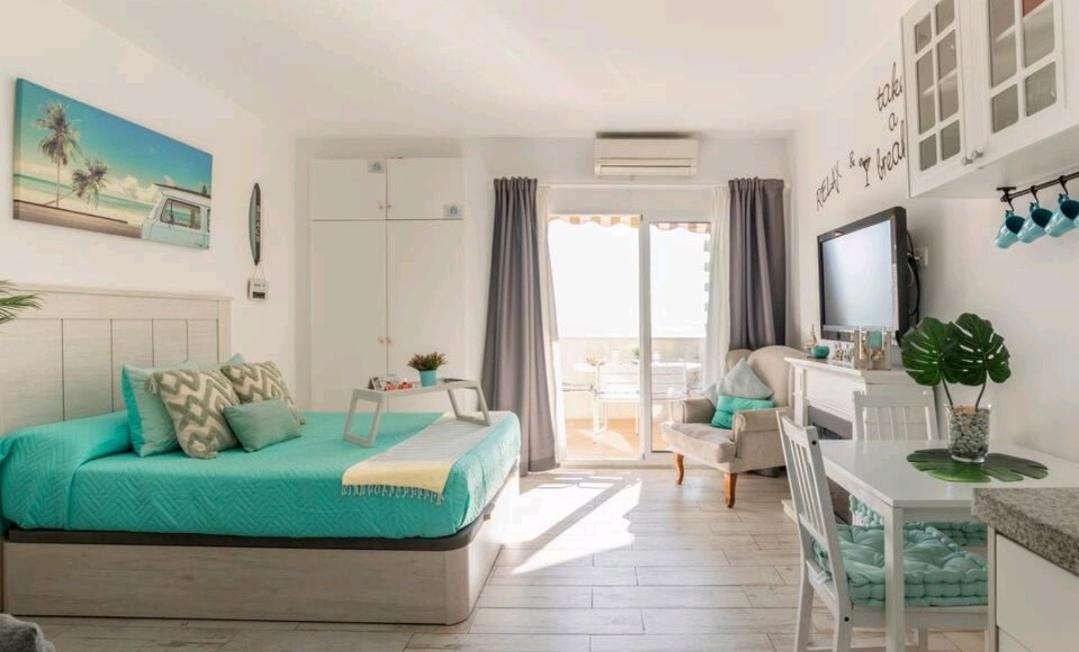 El Estudio De La Playa Benalbeach Holidays Deluxe Benalmádena Extérieur photo